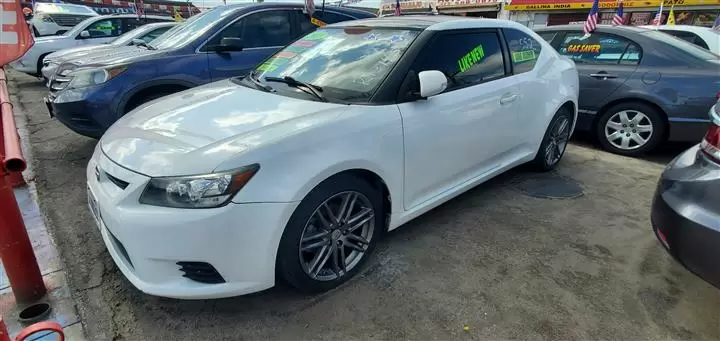 $2000 : Scion TC image 4