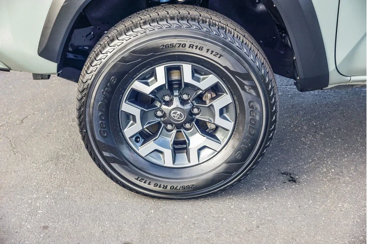 $37478 : Toyota Tacoma 2023 4x4 TRD O image 10