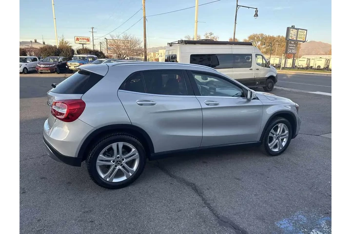 $14910 : 2018 GLA 250 4MATIC SUV image 5