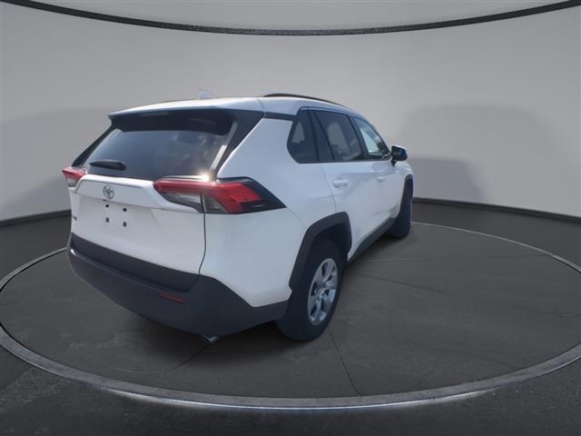 $24900 : PRE-OWNED 2021 TOYOTA RAV4 LE image 8