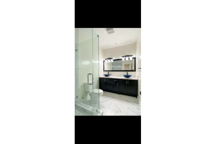 $1100 : Rento un cuarto image 2