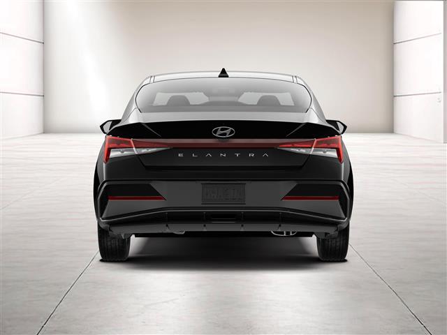 $23355 : New 2024 Hyundai ELANTRA SE image 6