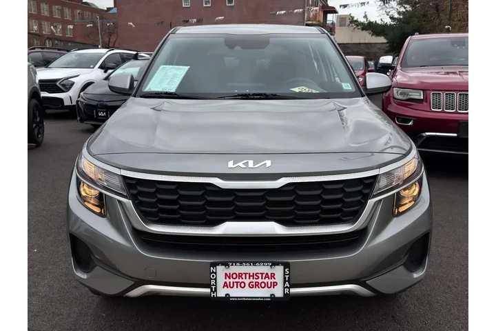 $16895 : Kia Seltos 2023 AWD LX 4dr S image 2