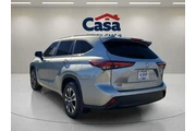 $38614 : Toyota Highlander 2024 AWD X thumbnail