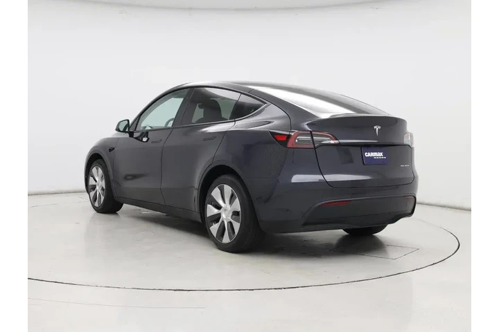 $37998 : Tesla Model Y 2024 AWD Long image 2