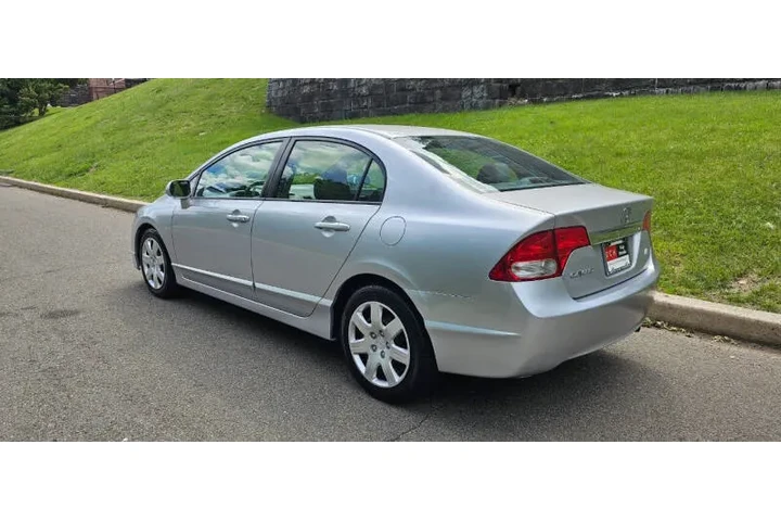 $7995 : 2011 Civic LX image 3