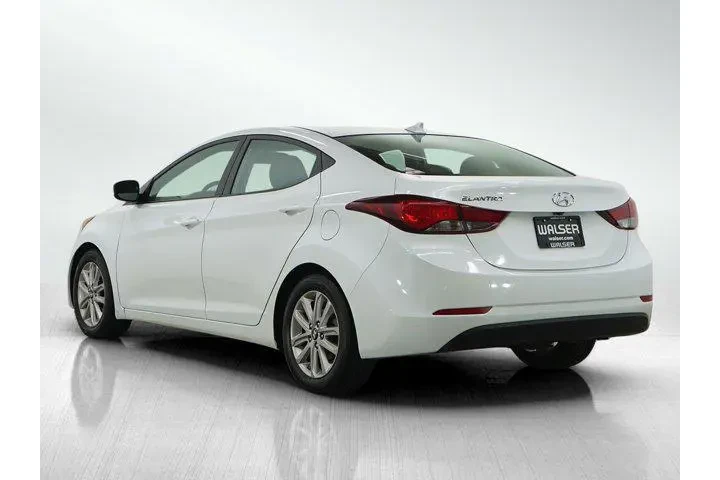 $8998 : Hyundai ELANTRA 2015 SE 4dr image 3