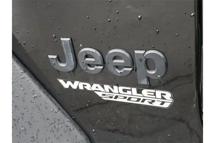 $24788 : Jeep Wrangler 2021 4x4 Sport image 7