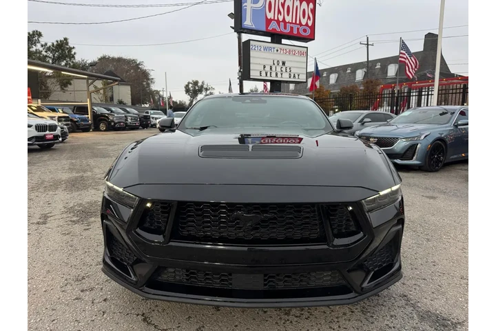 2024 Mustang GT Premium Coupe image 2