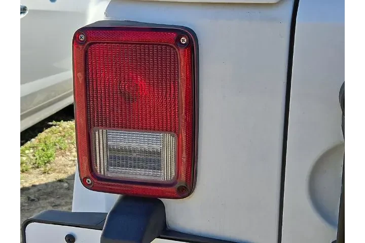 $22687 : Jeep Wrangler JK Unlimited 2 image 9