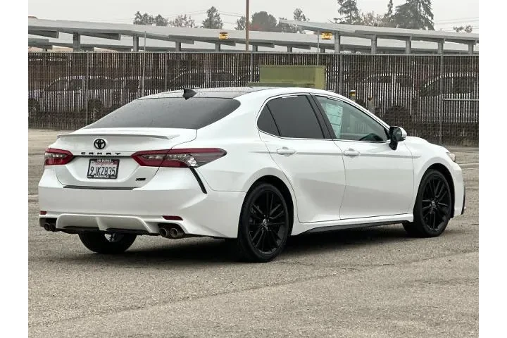 $30945 : Toyota Camry 2024 XSE 4dr Se image 3