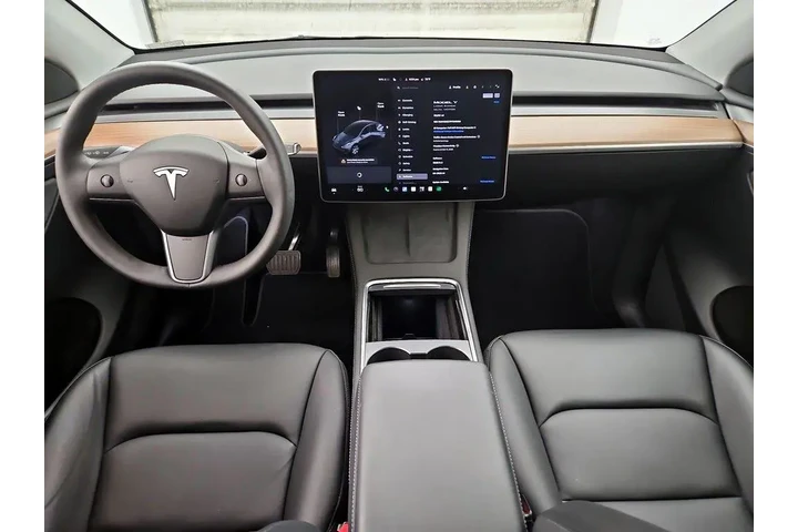 $34998 : Tesla Model Y 2023 AWD Long image 9