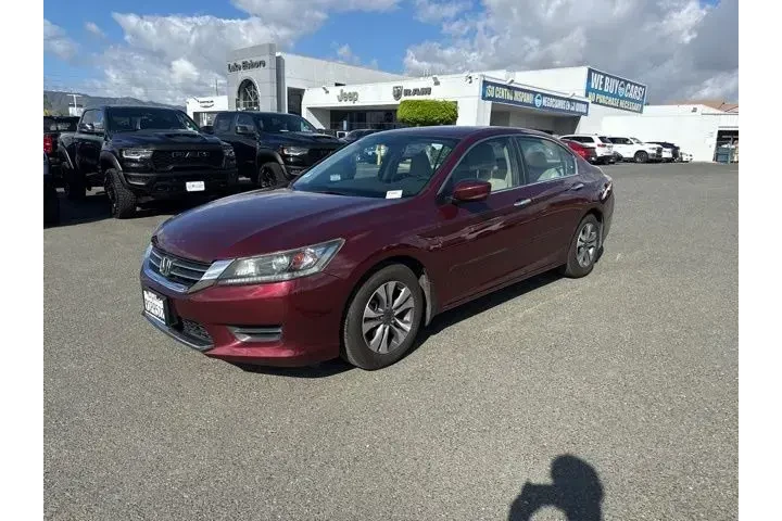 $13387 : Honda Accord 2013 LX 4dr Sed image 2