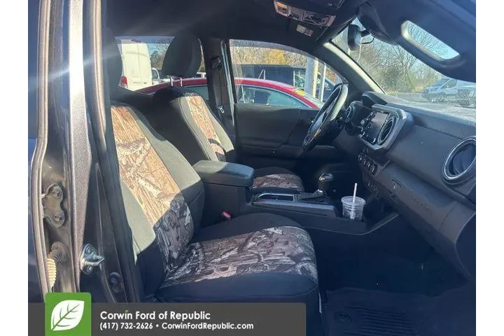 $35989 : Toyota Tacoma 2021 4x4 SR V6 image 5