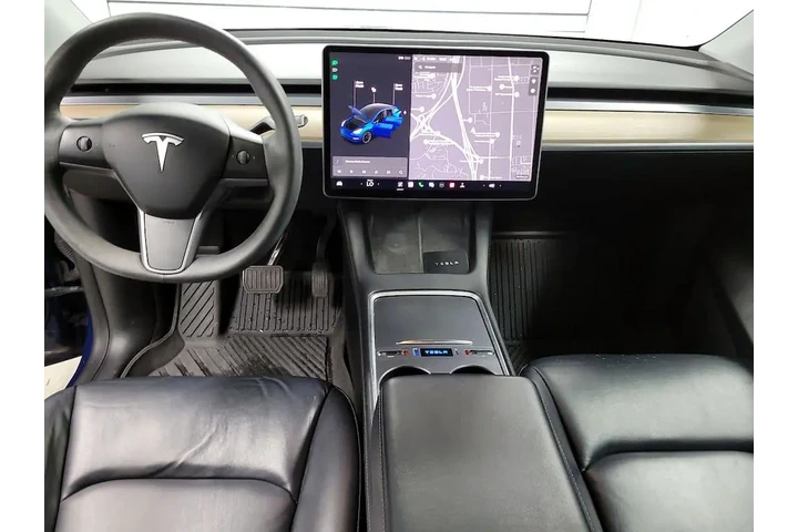 $25998 : Tesla Model Y 2022 AWD Long image 8
