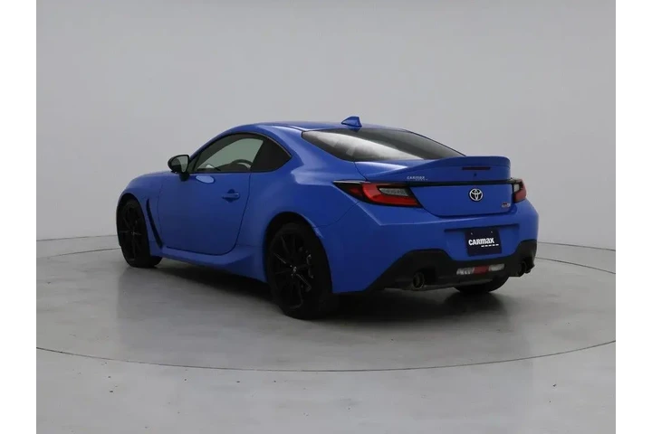 $30998 : Toyota GR86 2024 Premium 2dr image 2