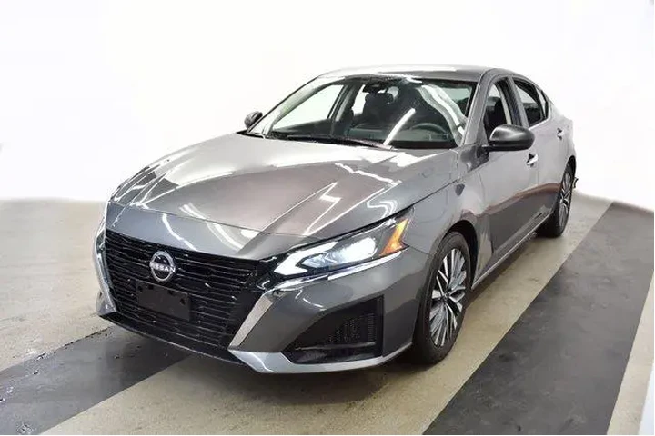 $21994 : Nissan Altima 2025 2.5 SV 4d image 4
