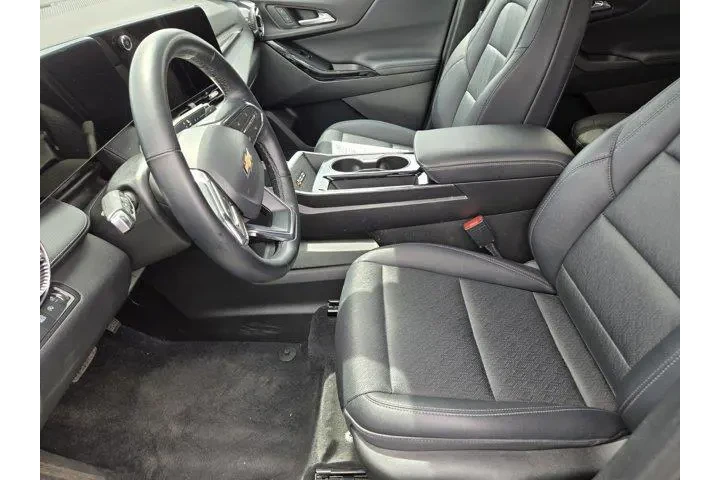 $29991 : Chevrolet Equinox 2025 4x4 L image 3