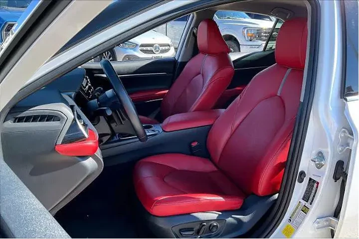 $24817 : Toyota Camry 2021 XSE 4dr Se image 8