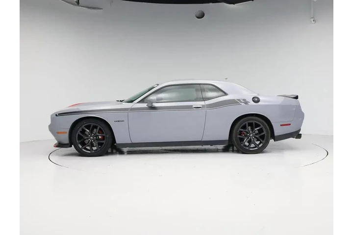 $32998 : Dodge Challenger 2022 R/T 2d image 3