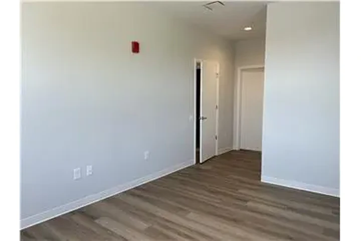 $1500 : Rental property with 2 bedro image 8