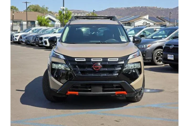 $32332 : Nissan Rogue 2025 AWD Rock C image 3