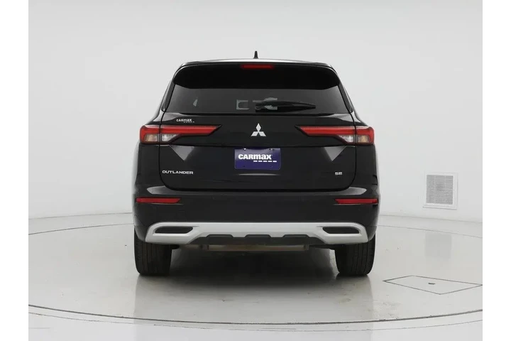 $25998 : Mitsubishi Outlander 2024 SE image 6