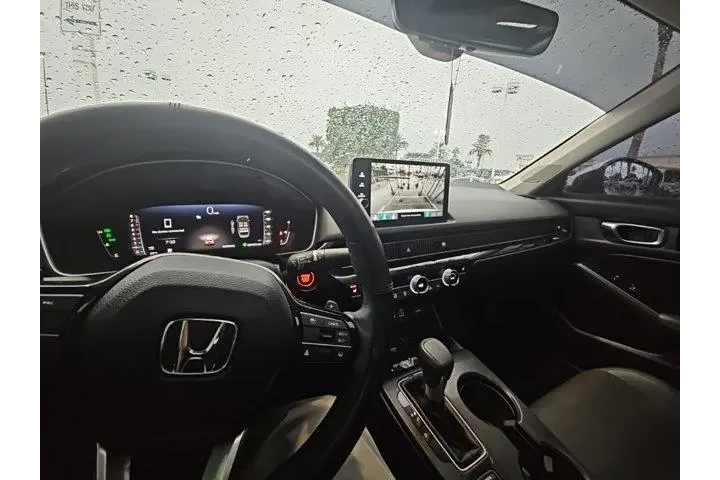 $26144 : Honda Civic 2024 Touring 4dr image 7