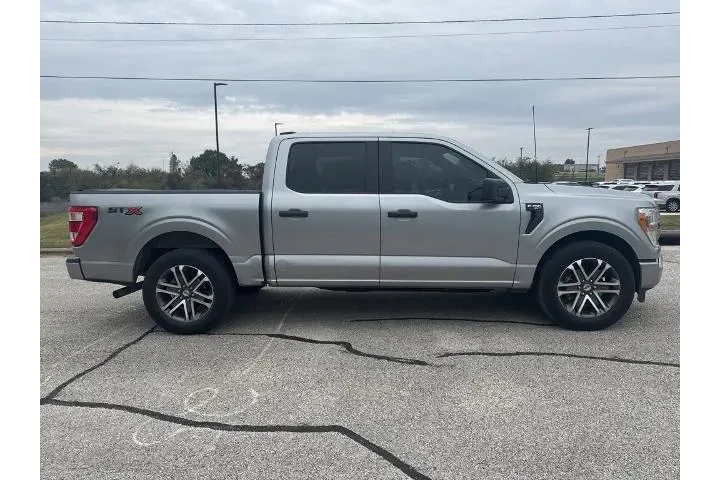 $22991 : Ford F-150 2021 4x2 XL 4dr S image 1