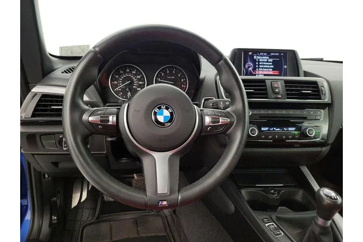 $35998 : BMW 2 Series 2017 M240i 2dr image 10