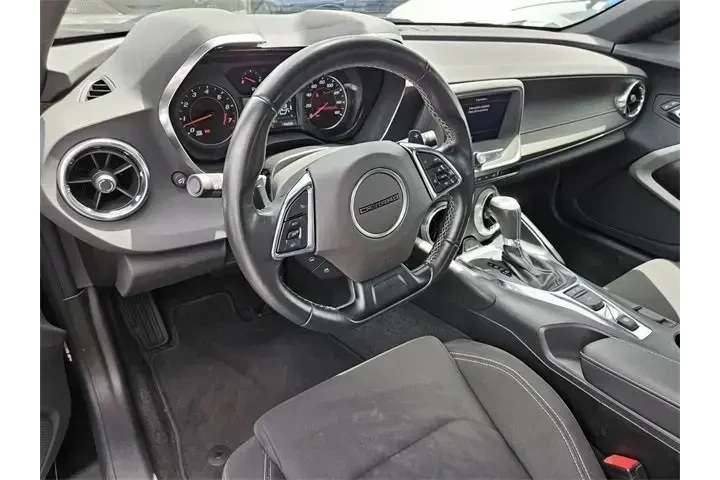 $36990 : Chevrolet Camaro 2023 LT1 2d image 5