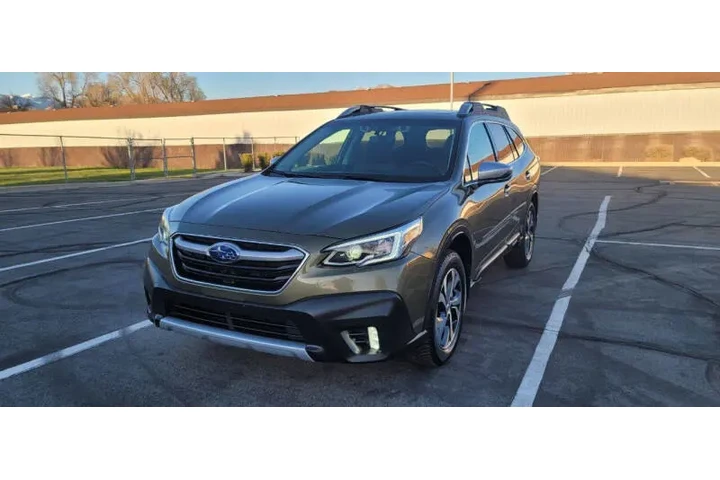 $22700 : 2020 Outback Touring image 5