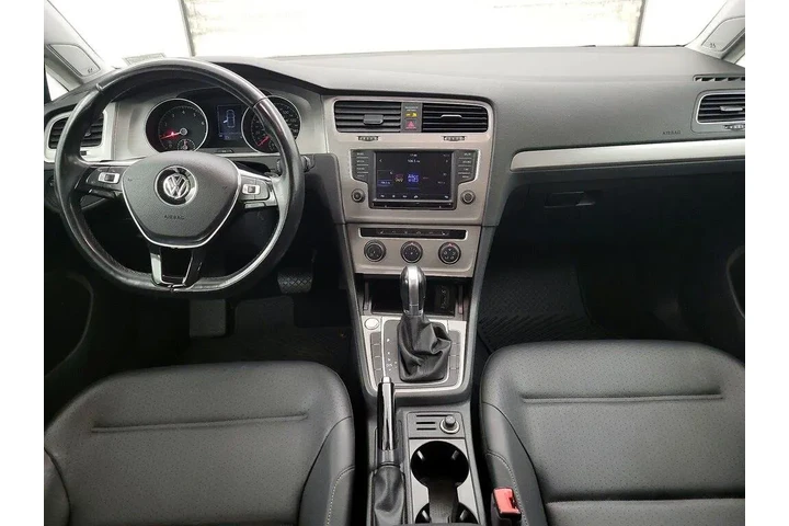 $15998 : Volkswagen Golf 2017 TSI S 4 image 9