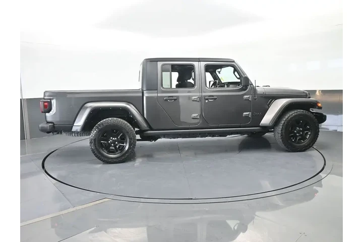 $27000 : Jeep Gladiator 2022 4x4 Spor image 7