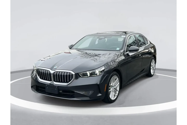 $38490 : BMW 5 Series 2024 AWD 530i x image 4
