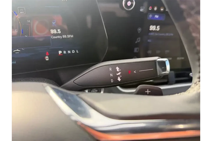 $25500 : Chevrolet Equinox 2025 LT 4d image 9