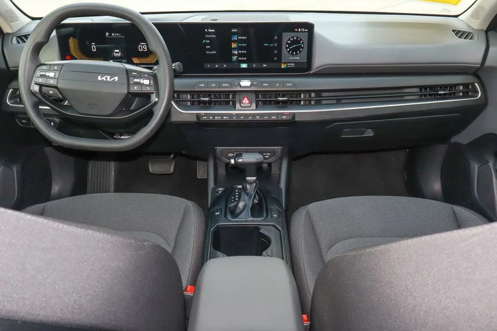 $18988 : 2025 K4 LXS FWD image 10