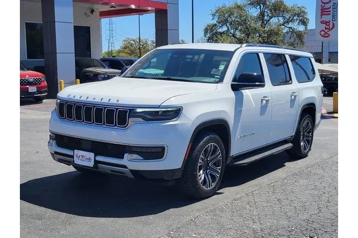 $38200 : Jeep Wagoneer L 2024 4x4 Ser image 7