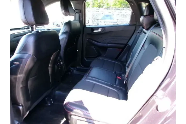 $26996 : Ford Escape 2023 AWD ST-Line image 9