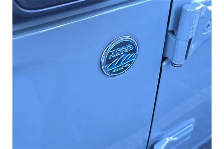 $35990 : Jeep Wrangler 2025 4x4 Sport image 10