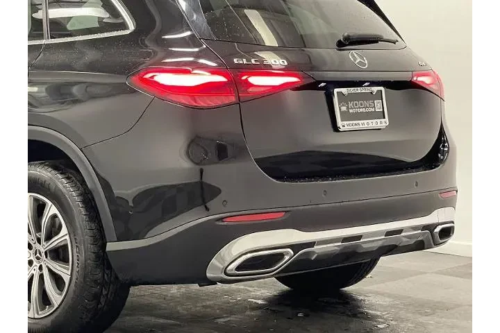 $36500 : Mercedes-Benz GLC 2024 AWD G image 7