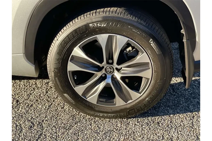 $33333 : Toyota Highlander 2022 AWD X image 10