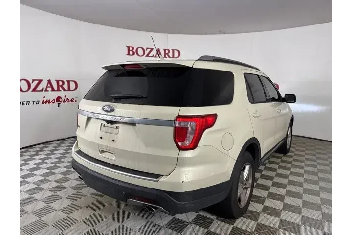 $18000 : Ford Explorer 2018 XLT 4dr S image 8