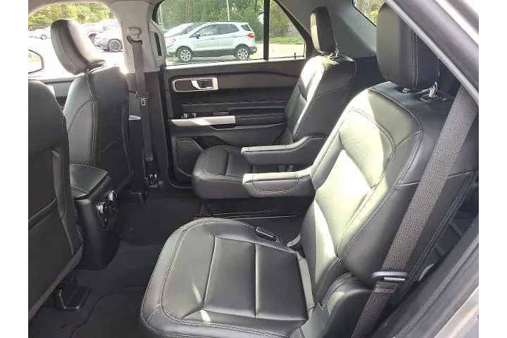 $32497 : Ford Explorer 2022 AWD XLT 4 image 10