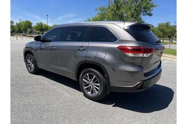 $19900 : 2018 Highlander XLE image 8