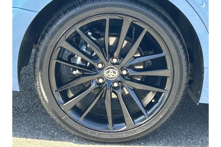 $26995 : Toyota Camry 2024 XSE 4dr Se image 7