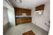 $2495 : Apartamento  Montebello thumbnail