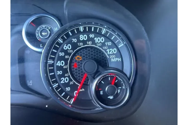 $38610 : Ram 1500 2025 4x4 Big Horn 4 image 9