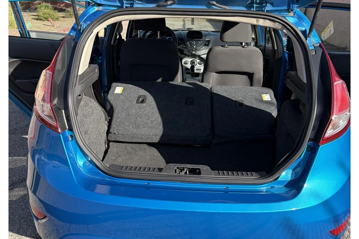 $6900 : En venta Ford fiesta, 2015 image 10