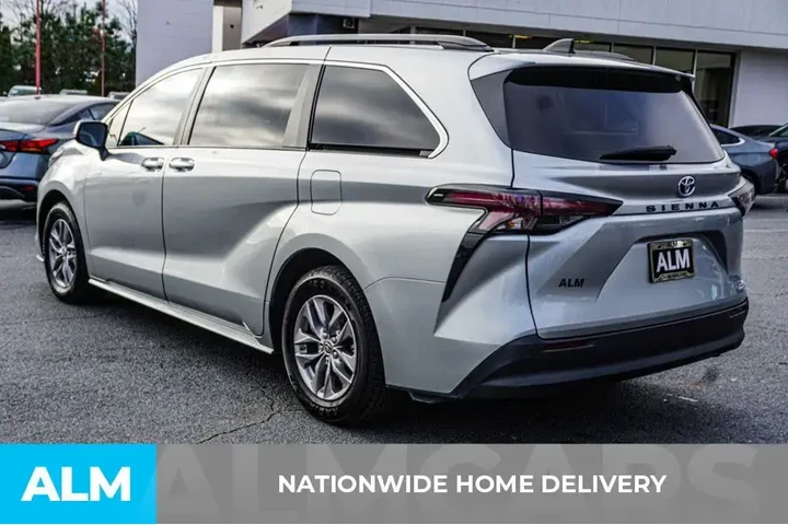 $36420 : Toyota Sienna 2024 XLE 8-Pas image 5